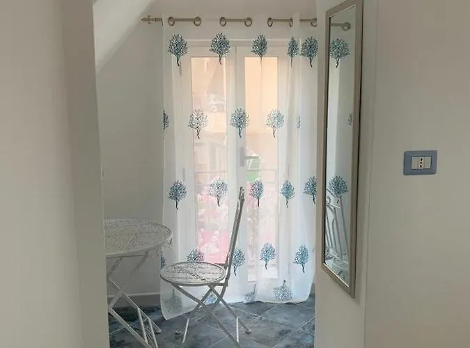 Nerone House Diamante